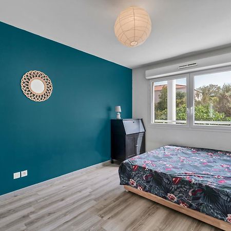 Room In Appartment With Seaview Marsiglia Esterno foto
